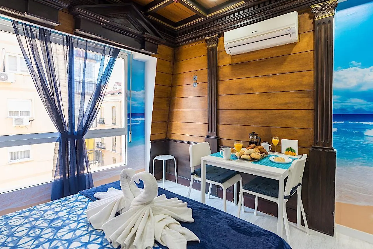 Citycenter Pirates Room, Young People Only Malaga